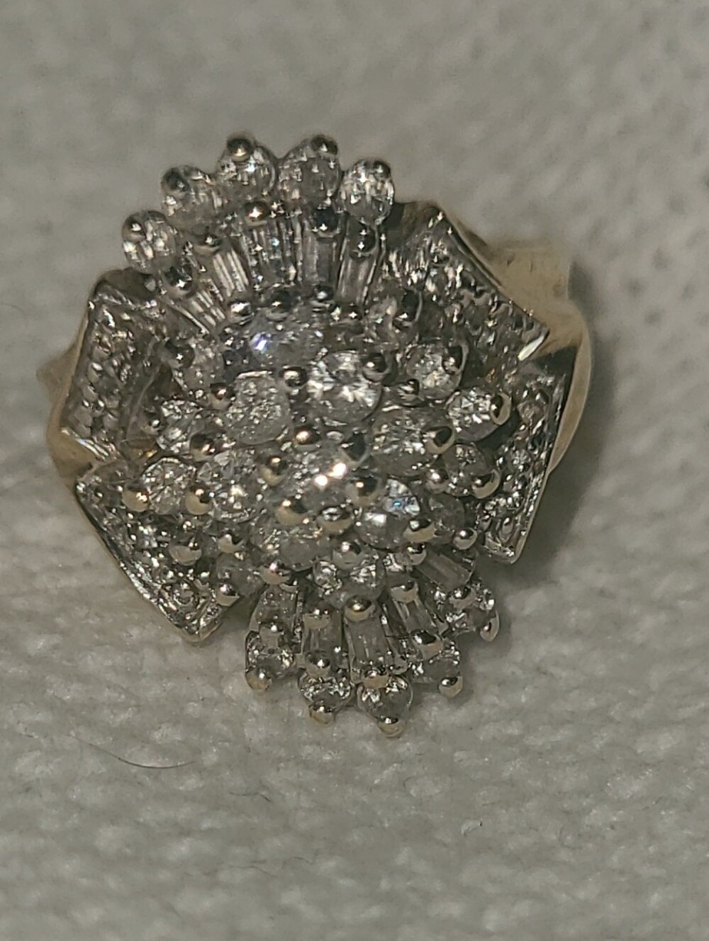 10k Yellow Gold, 1 Carat Diamond Cluster Ring